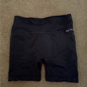 Dfyne Dynamic Grey Short